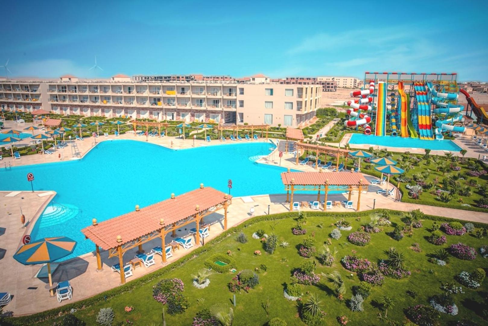 Hawaii Paradise Aqua Park - Families And Couples Only Resort
