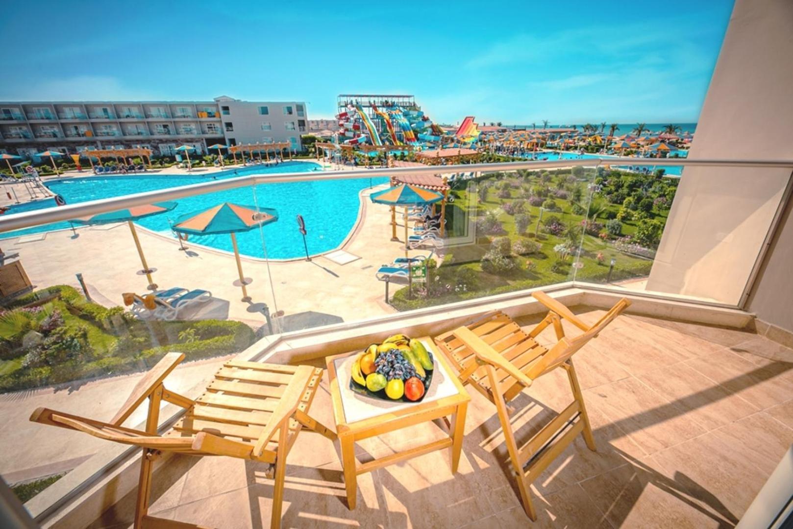 Hawaii Paradise Aqua Park - Families And Couples Only 5*
